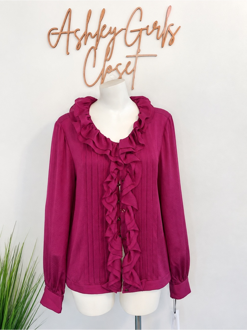 Red Valentino 100% Silk Ruffle Front Blouse Magenta Size 10